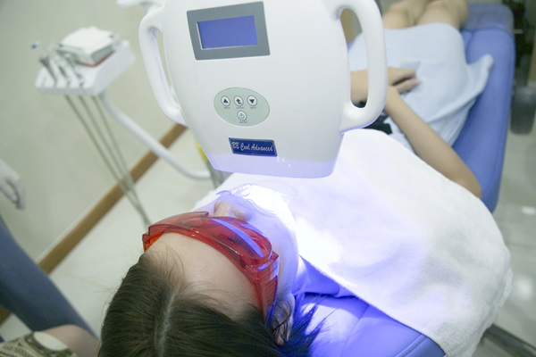 Tẩy trắng răng Laser Whitening có hiệu quả như thế nào? 1