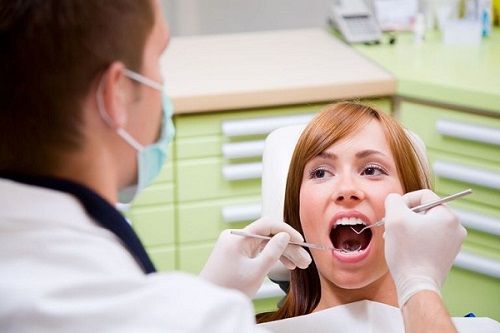 Niềng răng giai đoạn nào đau nhất? Cần làm gì để giảm đau