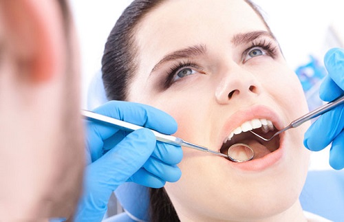 Quy trình thực hiện trồng răng cửa hàm trên cho bạn 3